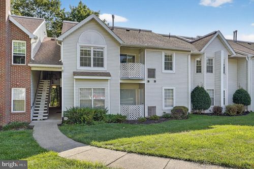 806 Diamond Dr, NEWTOWN, PA, 18940-2436 | Card Image