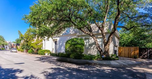 3802 S Versailles Ave, Dallas, TX, 75209-5928 | Card Image