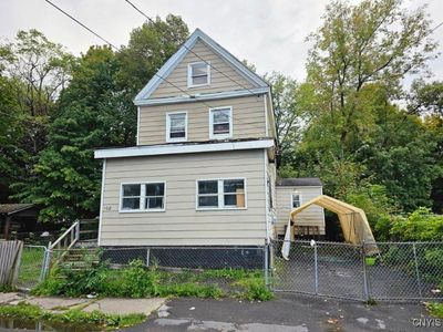 108 Congress Avenue, House other with 4 bedrooms, 2 bathrooms and null parking in Syracuse NY | Image 3