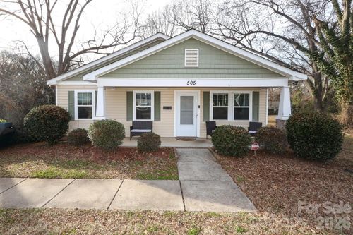 505 Campus St, Charlotte, NC, 28216-5307 | Card Image