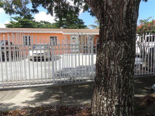 15740 Nw 17th Ct, Miami Gardens, FL, 33054-2102 | Card Image