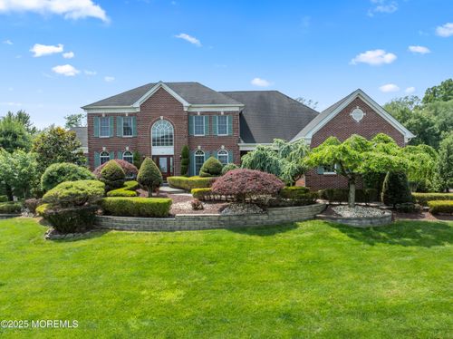 27 Witherspoon Way, Marlboro, NJ, 07746-2708 | Card Image