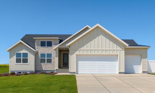 132-405 E Stafford St, Grantsville, UT, 84029-5906 | Card Image