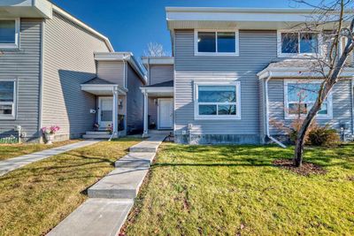 19 - 4360 58 St Ne, Home with 3 bedrooms, 1 bathrooms and 1 parking in Calgary AB | Image 1