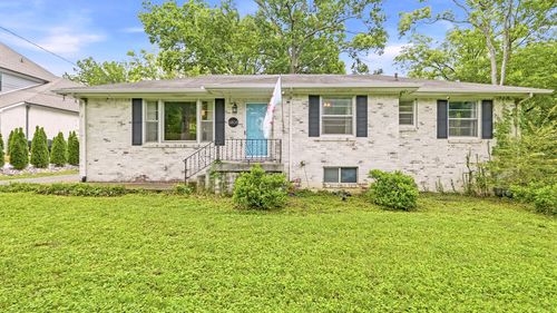 6808 Fleetwood Dr, Nashville, TN, 37205-1226 | Card Image