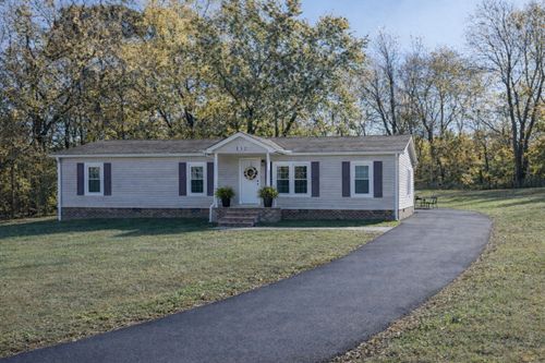 132 Amber Lynn Cir, Columbia, TN, 38401-8933 | Card Image