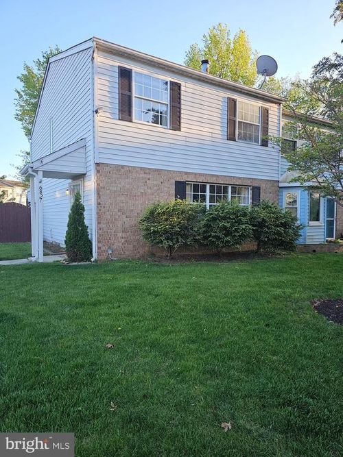 6827 Larkspur Sq, FREDERICK, MD, 21703-7164 | Card Image