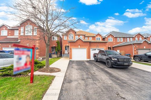 29 Piane Avenue, Brampton, ON, L6Y4X8 | Card Image