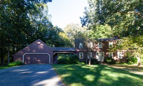 10 Whipple Rd, South Hamilton, MA, 01982-1518 | Card Image