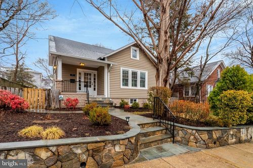 2515 N Pershing Dr, ARLINGTON, VA, 22201-1404 | Card Image