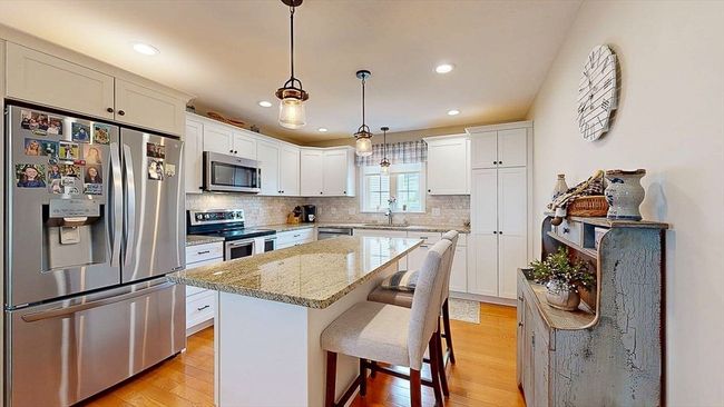 63 - 67 Cobblestone Ln, Condo with 2 bedrooms, 2 bathrooms and 1 parking in Worcester MA | Image 7