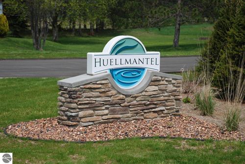 Unit 48 Wayfarer Ln, Traverse City, MI, 49685 | Card Image