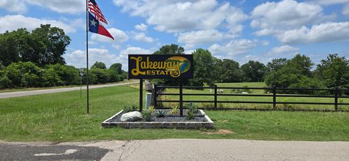 105 Janice Cir, Tool, TX, 75143-1205 | Card Image