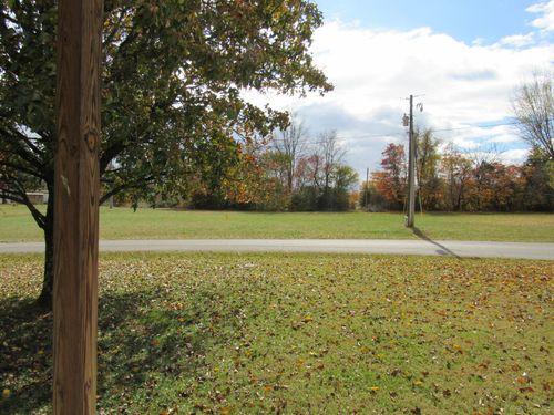 124 Donavon Dr, McMinnville, TN, 37110-2348 | Card Image