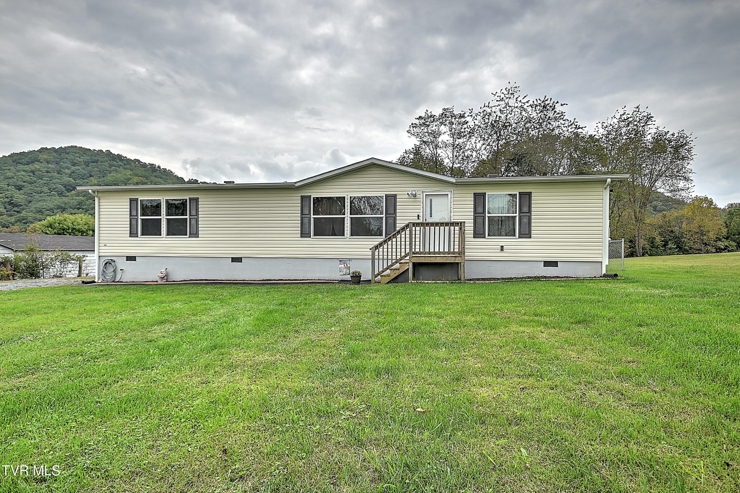 Pleasant Hill Church Rd, Blountville, TN 37617