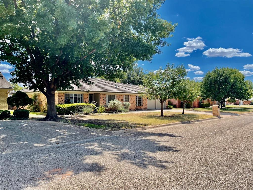 Lawrence Cir, Abilene, TX 79605