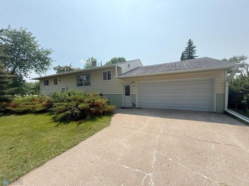 1404 Burrel Ave Se, Cooperstown, ND, 58425-7150 | Card Image