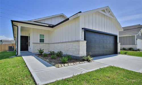 23539 Weir Box Rd, Hockley, TX, 77447-1478 | Card Image