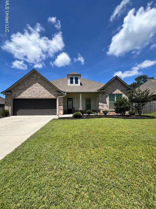 7465 Saints Cir, Ocean Springs, MS, 39564-9356 | Card Image