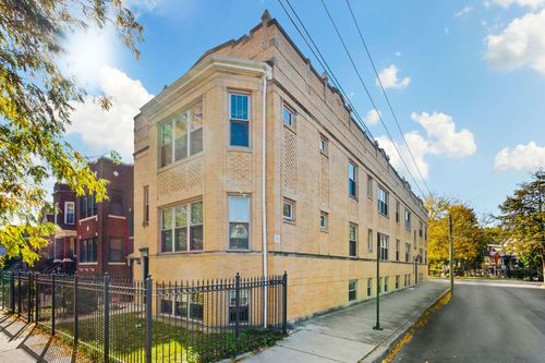 2-4109 W Eastwood Ave, Chicago, IL, 60630-4315 | Card Image