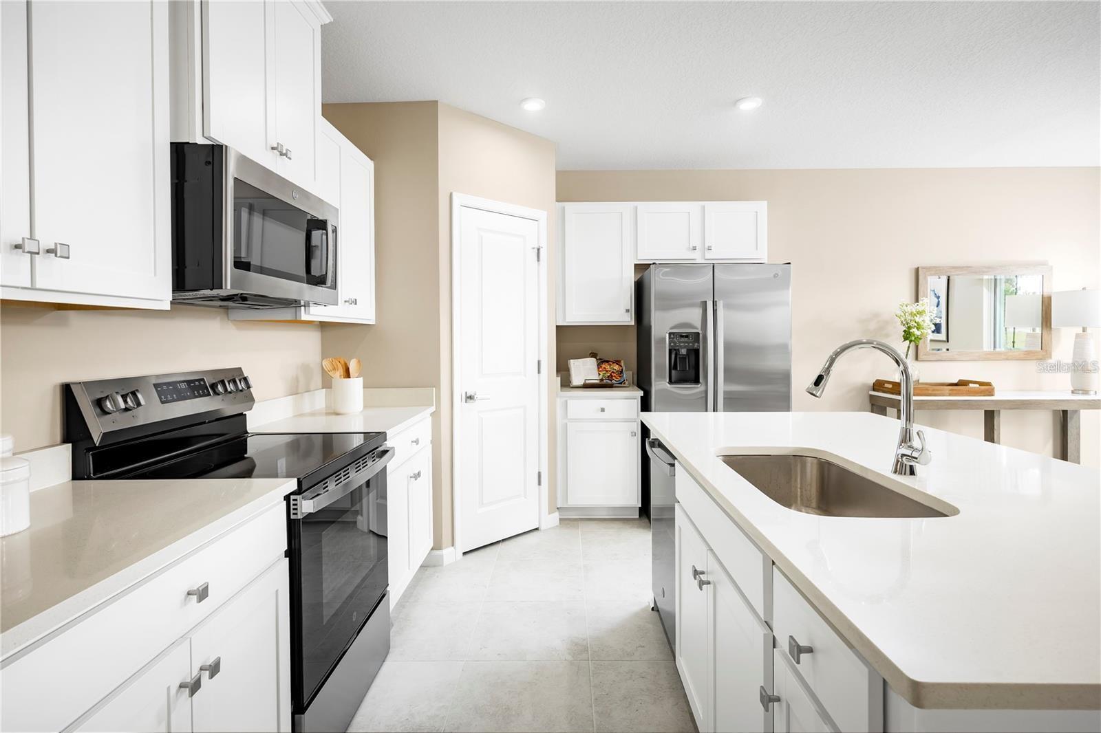 Residential Lease in HAINES CITY 3