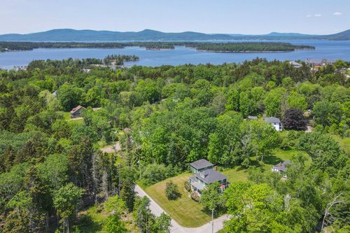 115 Babbidge Rd, Islesboro, ME, 04848-4915 | Card Image