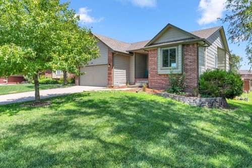 154 S Maple Dunes Ct, Wichita, KS, 67235-7504 | Card Image