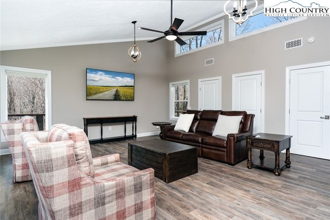 150 Squirrel Corn Ln, House other with 3 bedrooms, 3 bathrooms and null parking in Sugar Mountain NC | Image 16