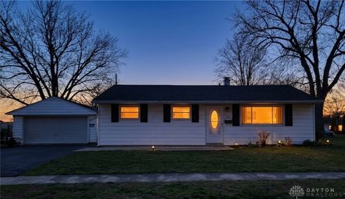 304 Inverness Ave, Vandalia, OH, 45377-2217 | Card Image