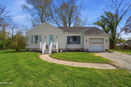 9113 Geiser Rd, Holland, OH, 43528-9786 | Card Image