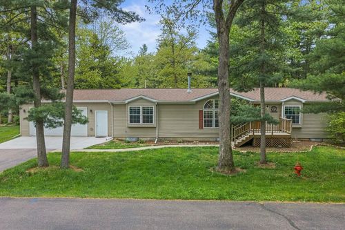 148 Cliffside Dr, Wisconsin Dells, WI, 53965-8394 | Card Image