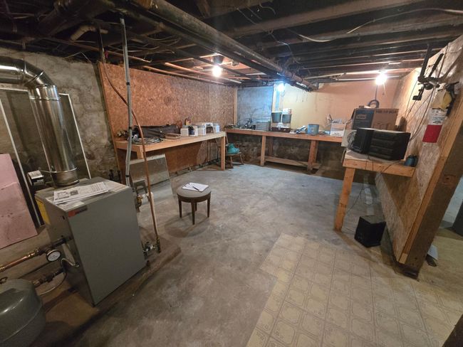 Basement workshop area | Image 40