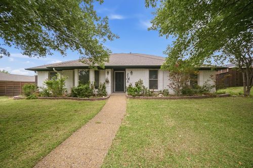 2705 Timberleaf Dr, Carrollton, TX, 75006-2102 | Card Image