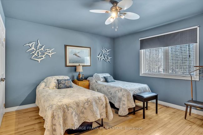 18 E Beehive Dr, House other with 3 bedrooms, 2 bathrooms and 10 parking in Bobcaygeon ON | Image 20