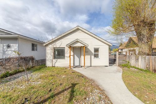 1167 Queen St, Penticton, BC, V2A4R6 | Card Image