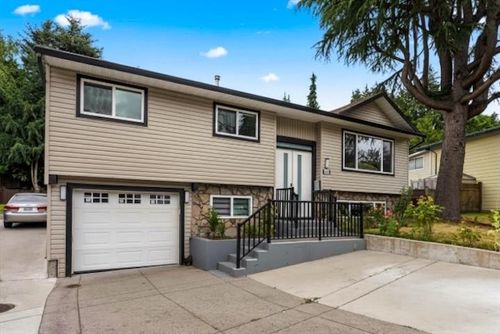 15077 86b Ave, Surrey, BC, V3S4V3 | Card Image