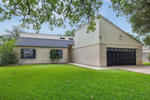 3803 Old Oaks Drive, Bryan, TX, 77802 | Card Image