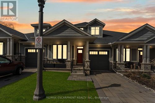 5-2848 King St, Lincoln, ON, L0R1S0 | Card Image