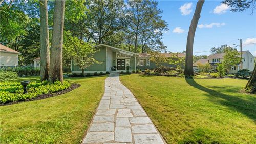 12 Kenmore Way, Lincoln, RI, 02865-2923 | Card Image
