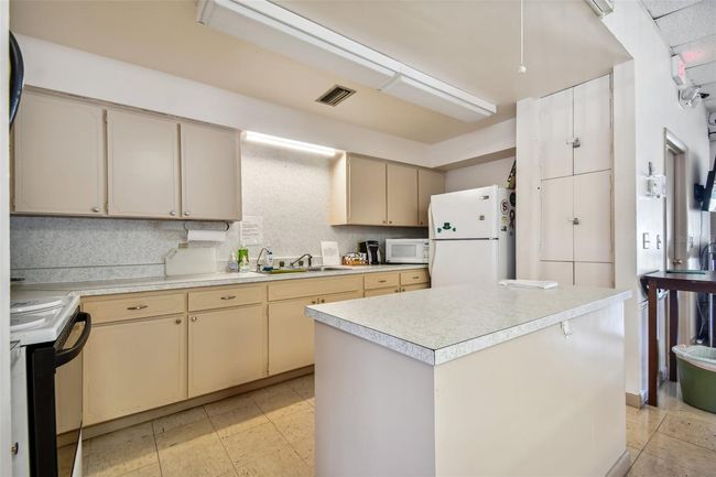 8447 Orleans N, House other with 2 bedrooms, 2 bathrooms and null parking in PINELLAS PARK FL | Image 63