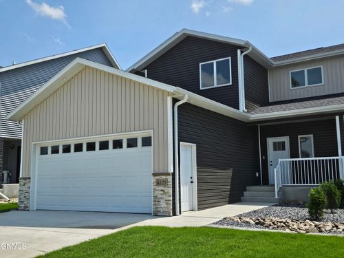 4125 Steel Pl, Bismarck, ND, 58503-6590 | Card Image