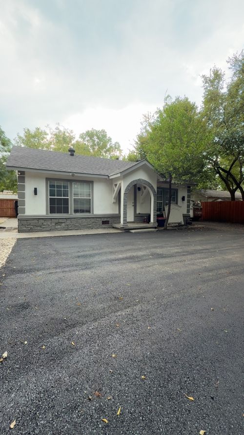 a-306 Broadmoor Ave, Arlington, TX, 76010-7421 | Card Image