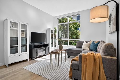 86-8473 163 St, Surrey, BC, V4N6M7 | Card Image