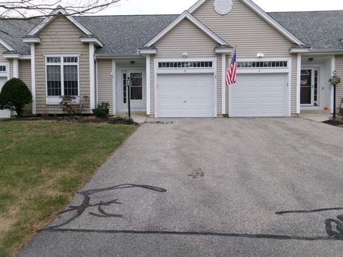 23 Ash Dr, Kingston, NH, 03848-3350 | Card Image