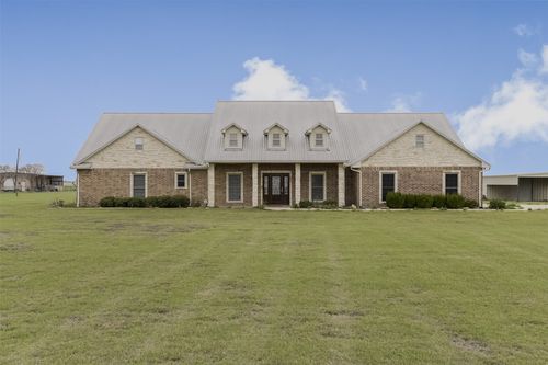 1066 West Rd, Waxahachie, TX, 75165-8224 | Card Image