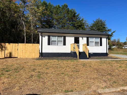 331 Wickham St, Martinsville, VA, 24112 | Card Image