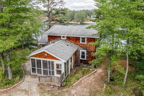 16 Channel Rd, Center Ossipee, NH, 03814-6306 | Card Image