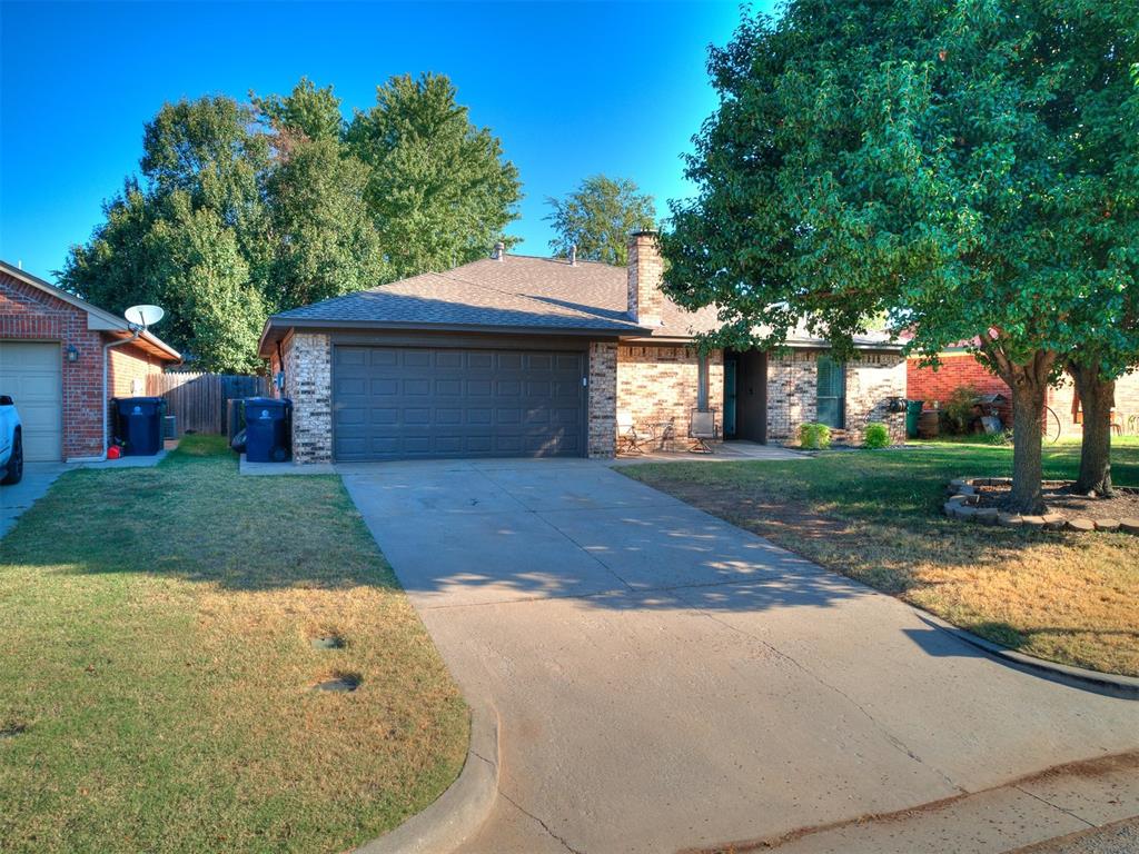 5th St, Yukon, OK 73099