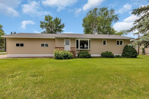 347 2nd St Ne, Richmond, MN, 56368-8031 | Card Image