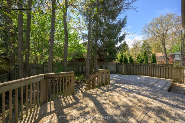 59 Heathdale Crt, House other with 4 bedrooms, 3 bathrooms and 3 parking in London ON | Image 28